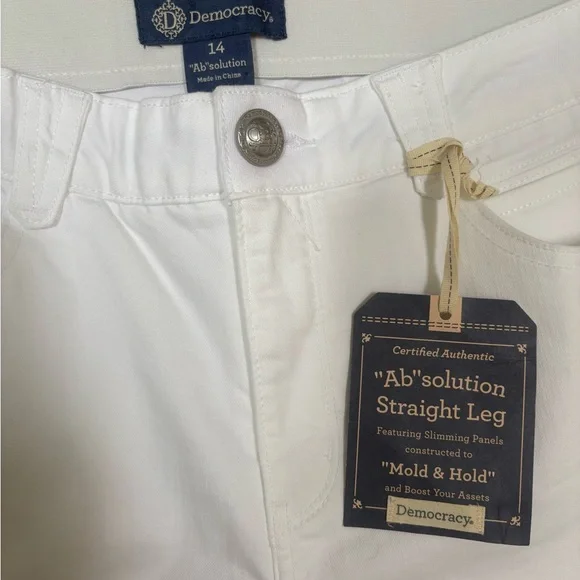 Democracy Women's Straight Leg White Jeans - Picture 3 of 4